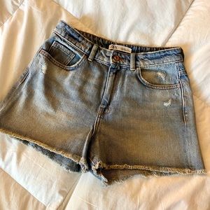zara denim shorts